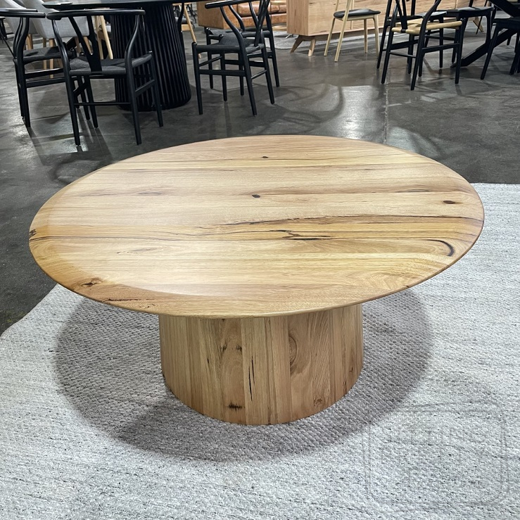 round messmate coffee table