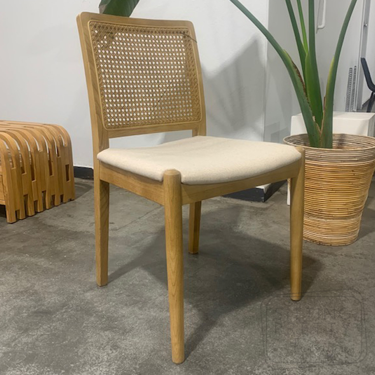 rattan bar table